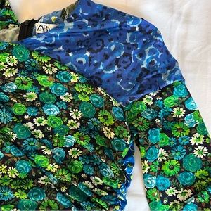 Zara multi color top size S